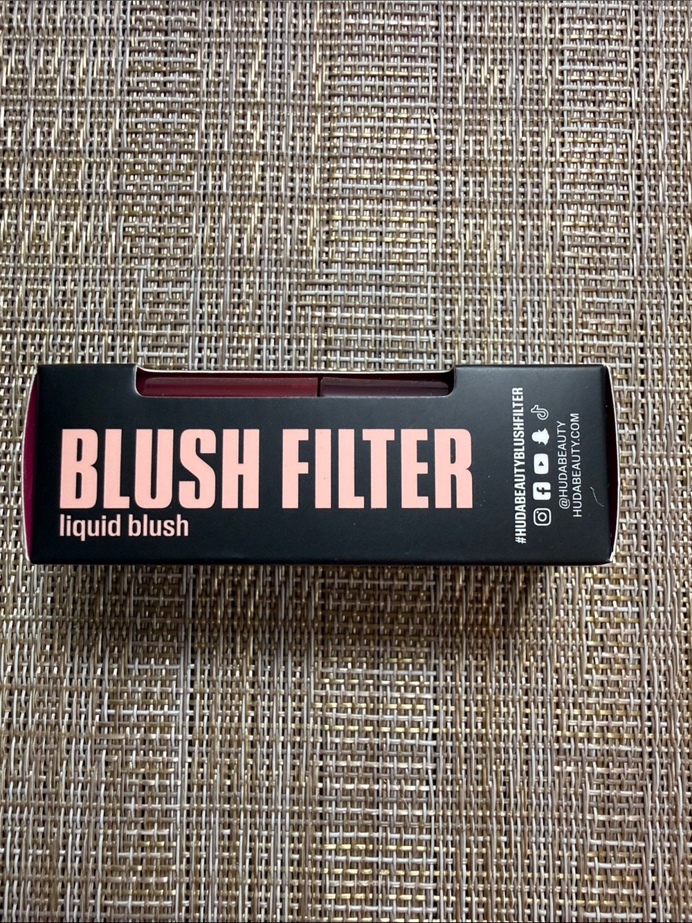 HUDA BEAUTY Blush Filter Liquid Blush